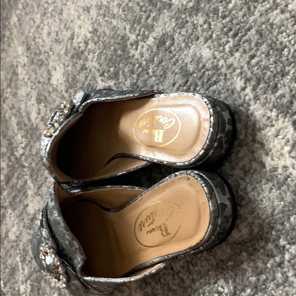 Flats - Picture 4 of 5